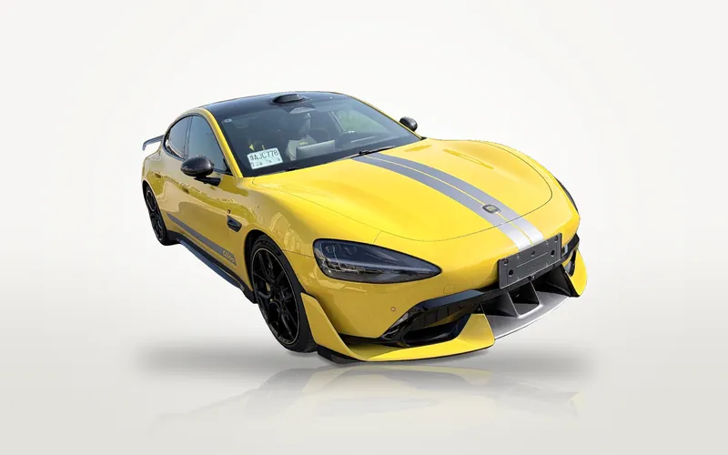 Xiaomi SU7 Ultra, Jaune